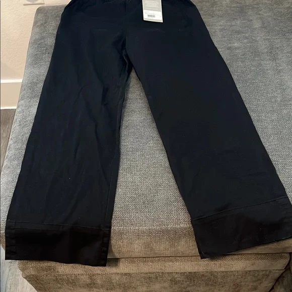 Everlane Black Organic Cotton Pants - Picture 3 of 8